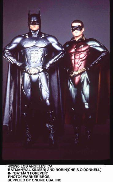 4/26/95 LOS ANGELS, CA BATMAN(VAL KILMER) AND ROBIN(CHRIS O''DONNELL) IN "BATMAN FOREVER"